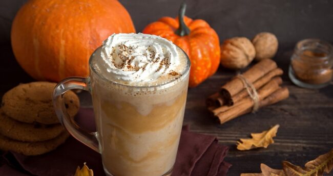 Seasonal_2021-0927_PumpkinSpiceNice pumpkin spice drink with seasonal decor